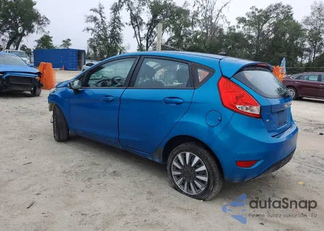 2013 Ford Fiesta Se z USA, uszkodzony, nr VIN 3FADP4EJ9DM131801